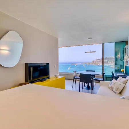 Apartment Ocean Views With Spectacular Sunsets